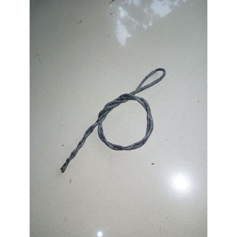 

Tali ikat kuat (kertas 1 biji)