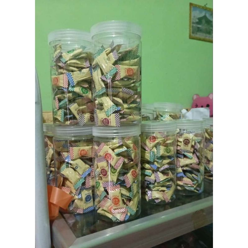 

Permen TingTing Jahe SinA kemasan toples (isi 80biji)