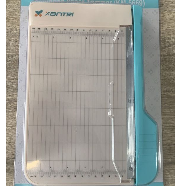 

Xantri - Alat Pemotong Kertas Manual Besar A5 Alat Tulis Kantor