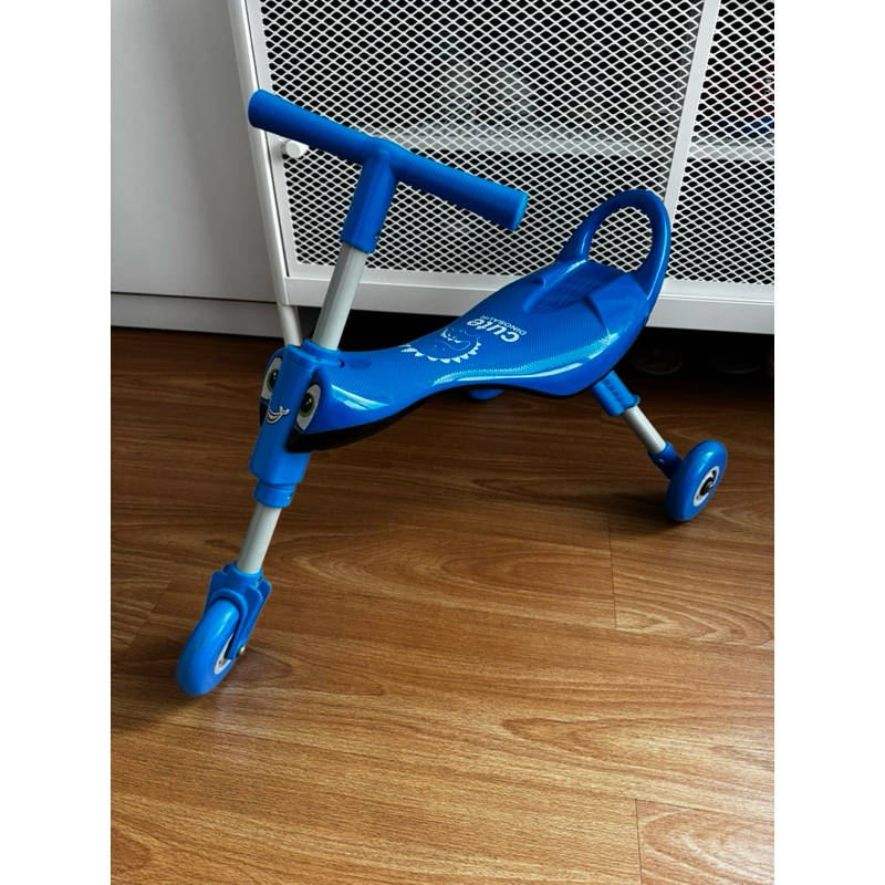 Sepeda lipat anak roda tiga