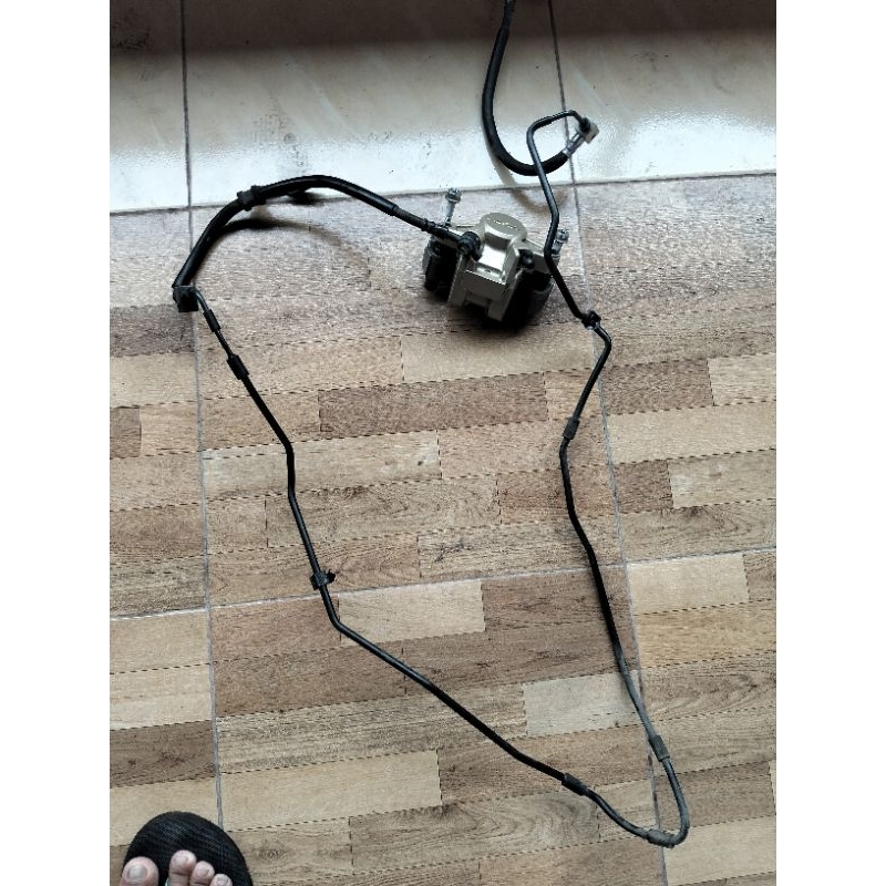 kaliper belakang Vario 160 belakang sudah sama selang rim