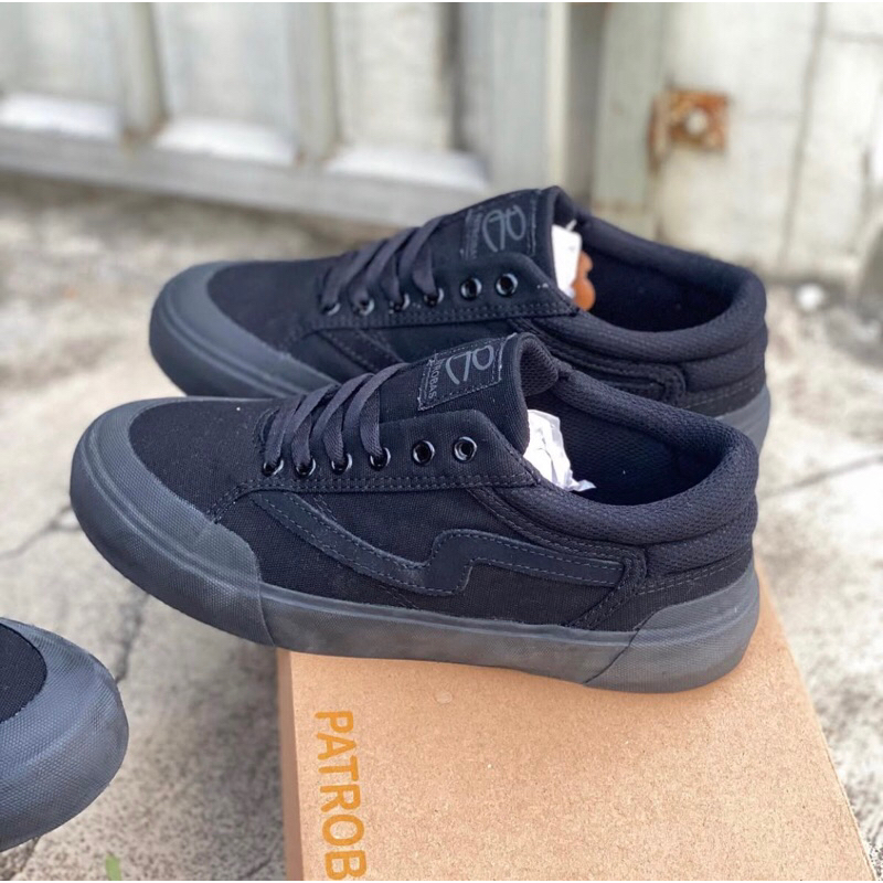 PATROBAS CLOUD ALL BLACK LOW ORIGINAL RESMI MALL