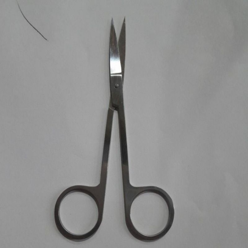 gunting medis lurus/Cutting medis lurus