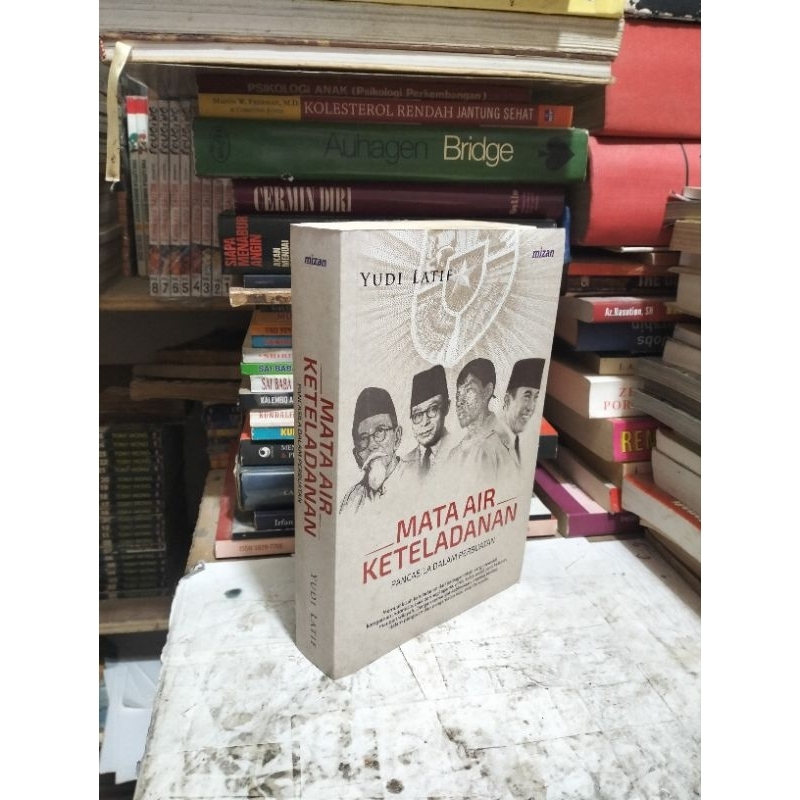 MATA AIR KETELADANAN by Yudi Latif