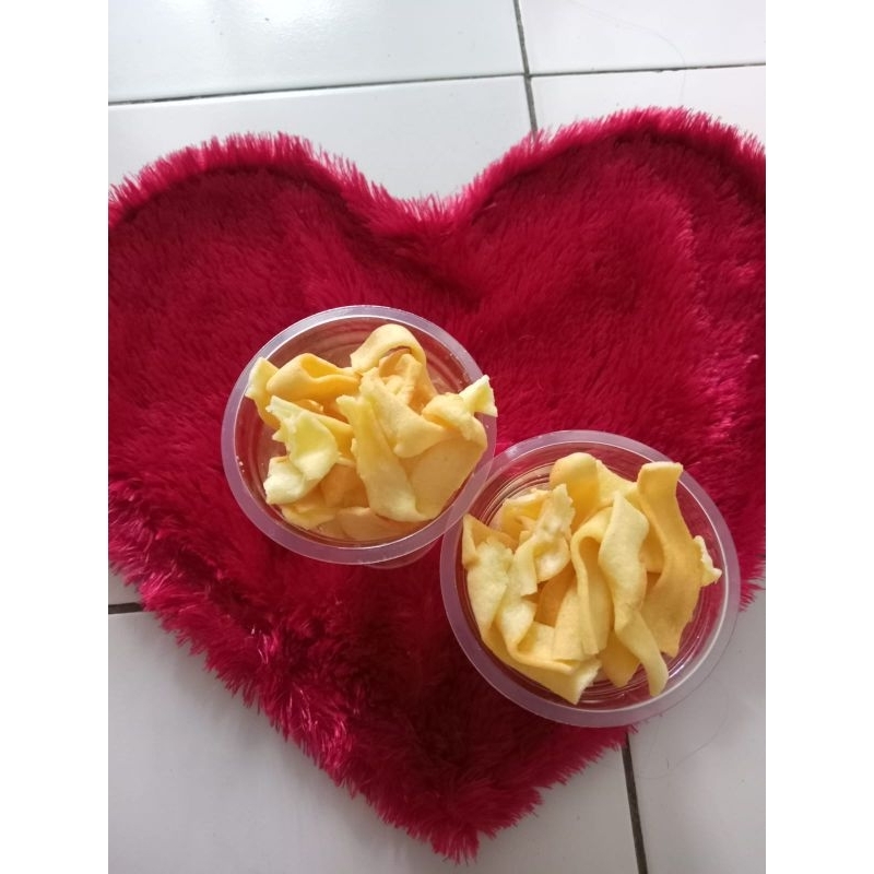 

Keripik Keju Kerupuk Keju Susu Cemilan Sehat Enak Reylova Snack