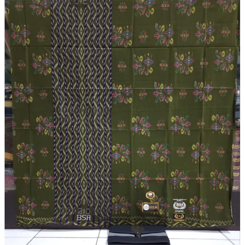Sarung BSA MS Sutra 50 Motif MST GOLD