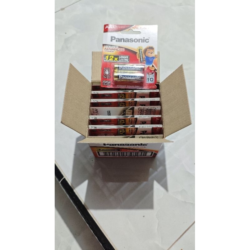 BATERAI PANASONIC ALKALINE AA LR6 UM-3 1,5VMADE IN THAILAND