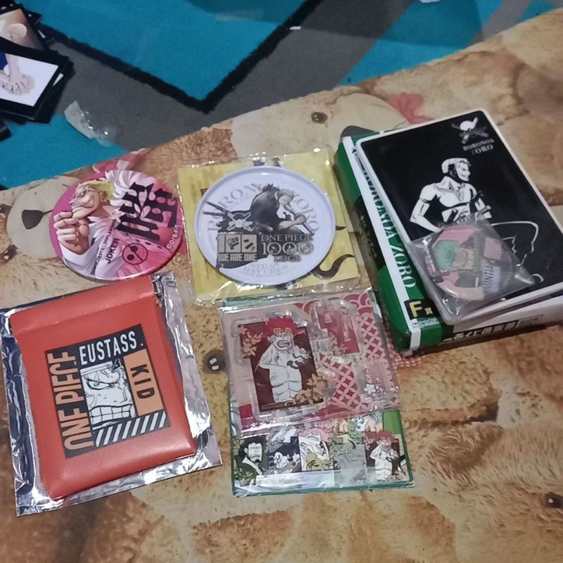 One Piece merch official