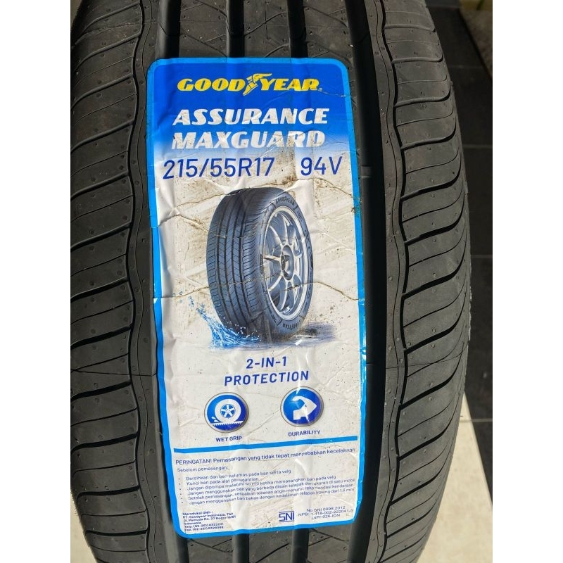 Ban Goodyear Triplemax 215/55 R17