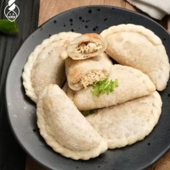 

cireng isi ayam suwir jumbo