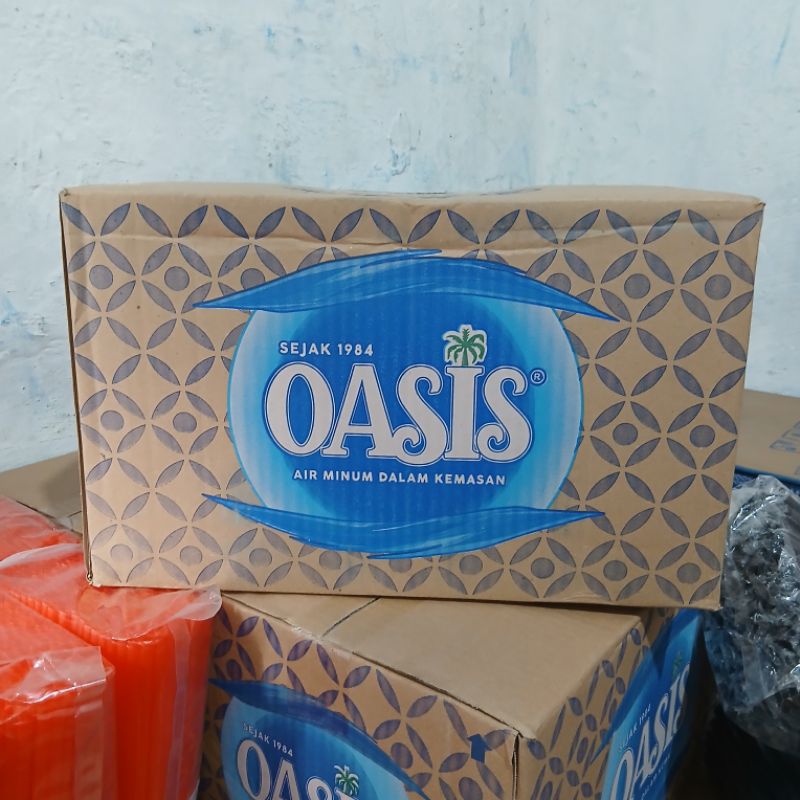 

Oasis Air Mineral Botol Tanggung 600 ML (1 Dus)
