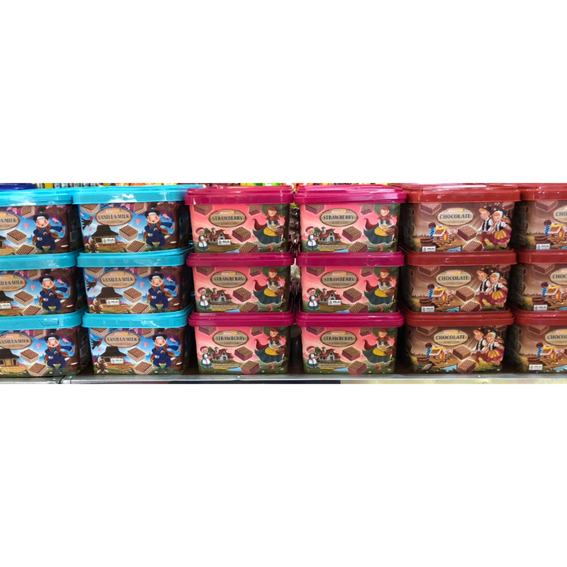 

[BISKITOP] Wafer Cube 180gr (1 Dus isi 12 Toples)