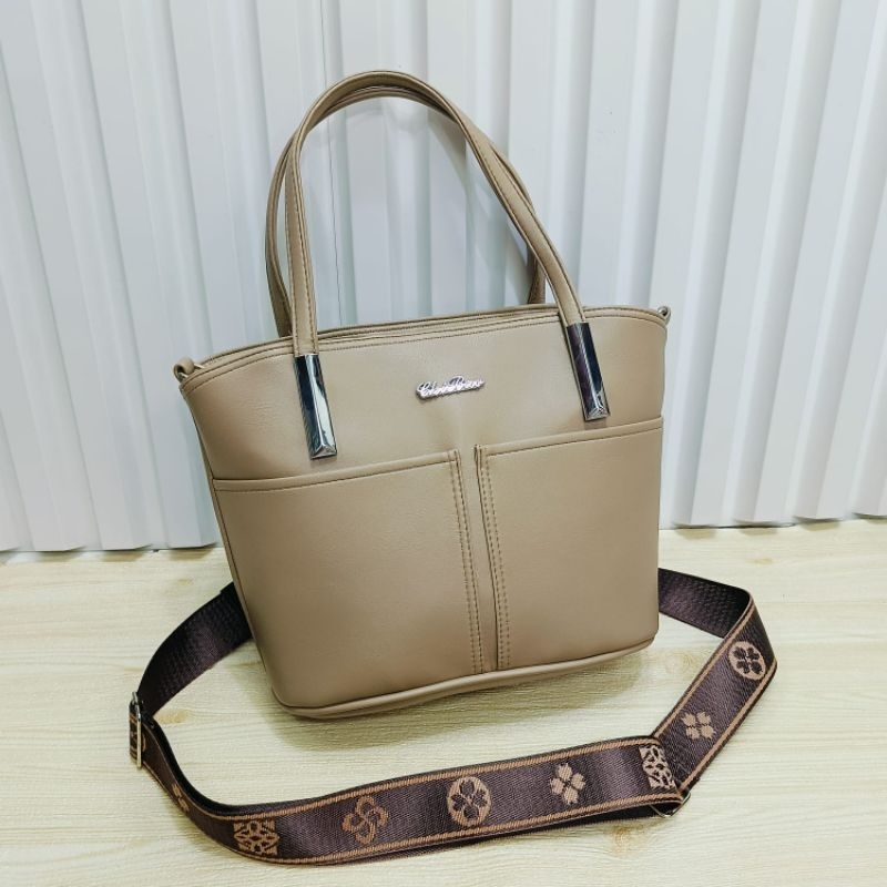 Tas selempang wanita polos terbaru//Tas tenteng wanita masa kini