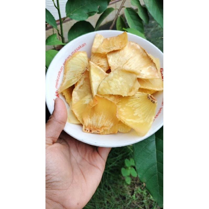 

camilan ringan keripik sukun gurih renyah