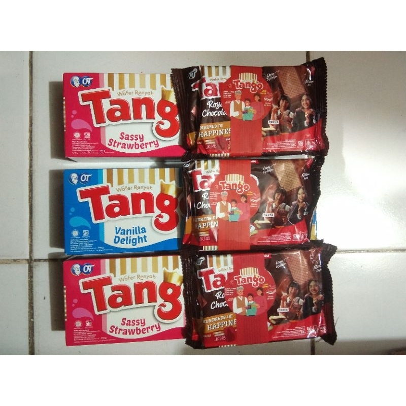 

Wafer Tango Rasa Vanila / Strawberry 133 gr + Free 1 Pak Long Wafer ( Jika Masih Promo )