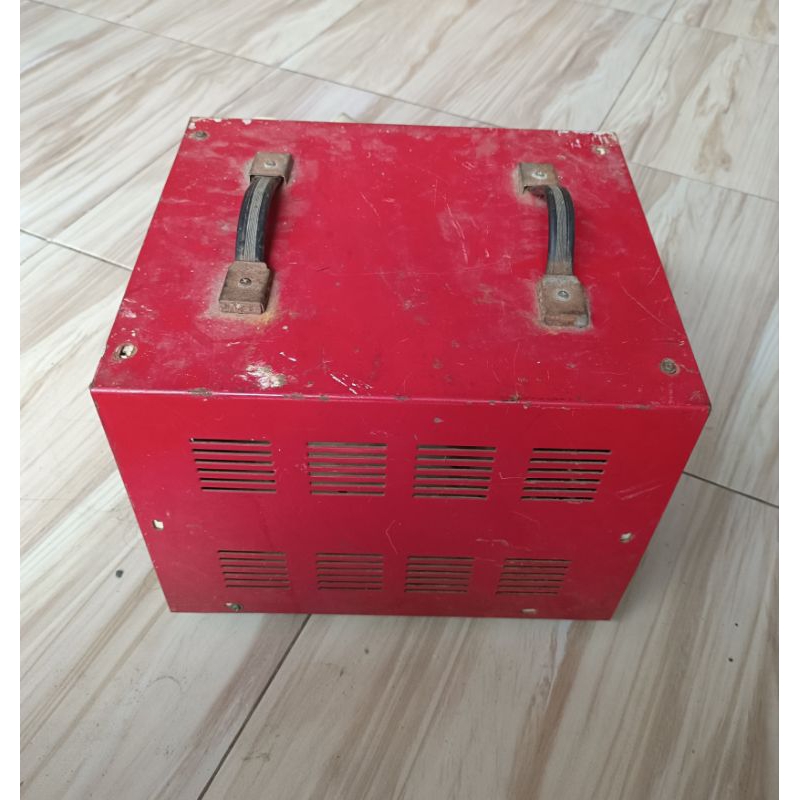 Box/Casing Stavolt Kenika 5000Va Kosongan