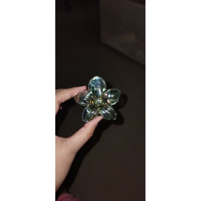 Jepit rambut ukuran kecil bentuk bunga bening