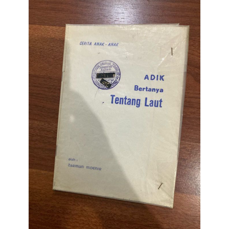 Buku cerita anak - Adik Bertanya tentang Laut oleh Darman Moenir