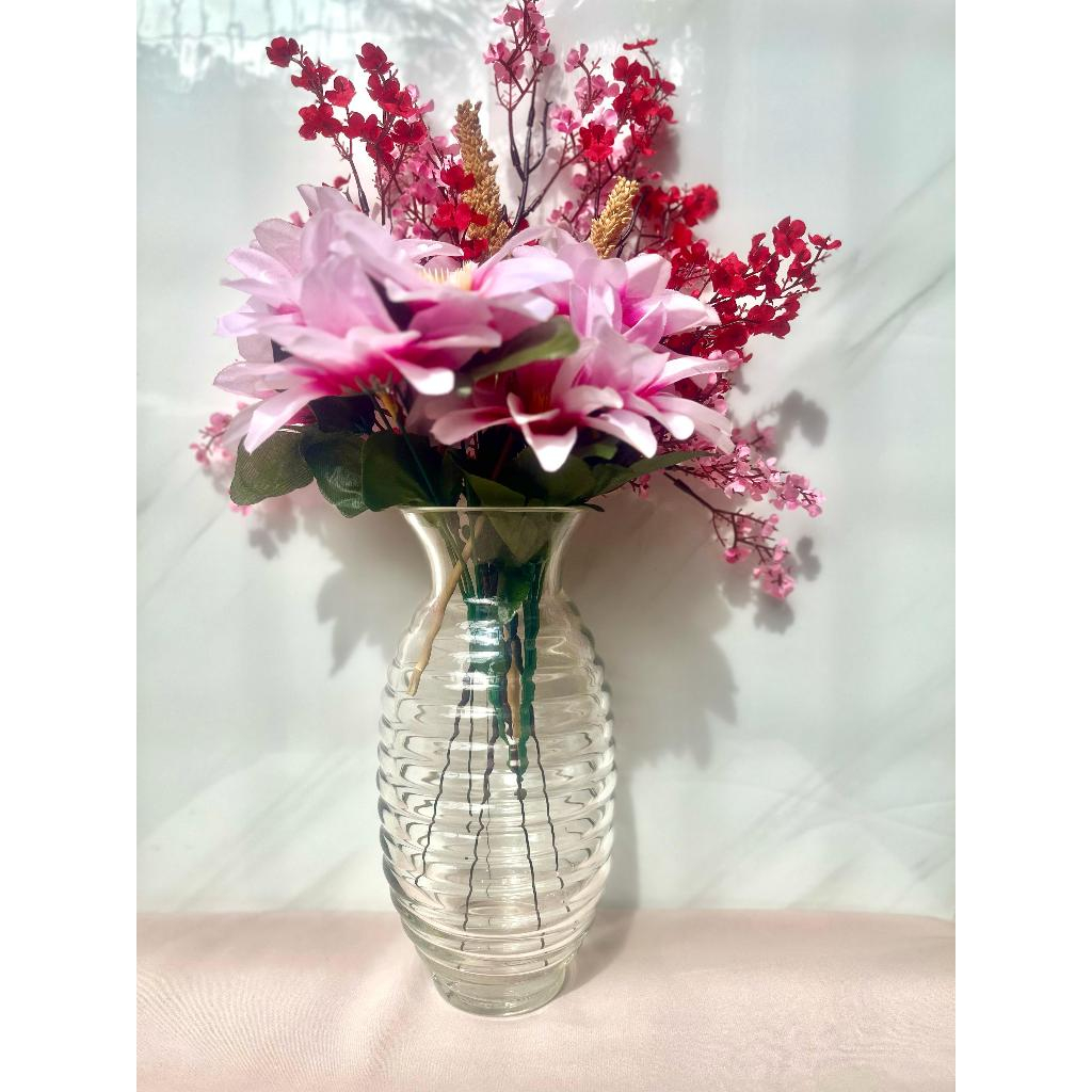 Vas Bunga Kaca Aestetik/ Vas Bunga Kaca Bening/Vas Bunga Interior Ruang Tamu (Khusus Instan Sesama M