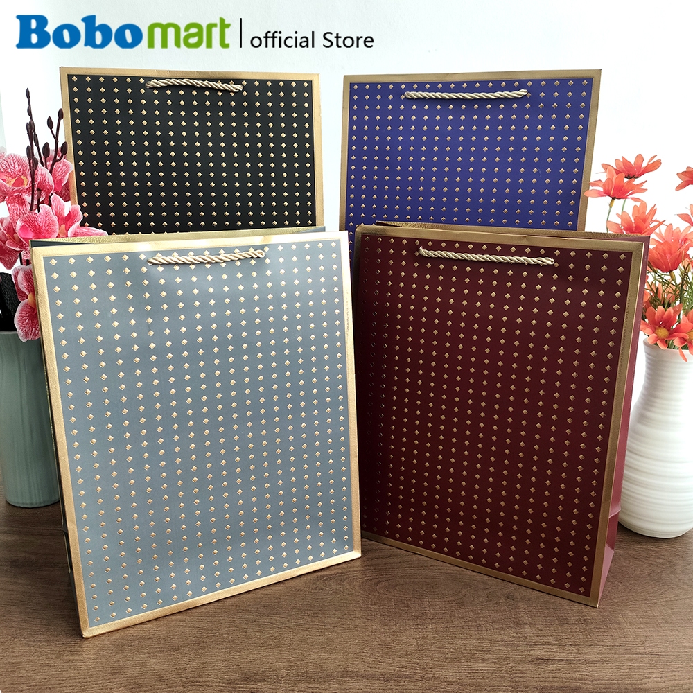 

BOBOMART Paper Bag Mewah Motif Bintik Emas TS-313 - Tas Kado Elegan Tebal & Eksklusif
