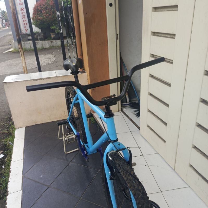 Handlebar Setang  Sunrise Bar Sepeda MTB 22.2 Rise 5 in Lebar 60 cm Federal Turing Commuter Komuter 