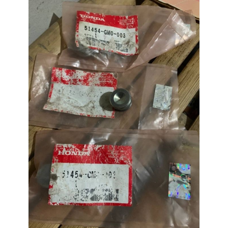 Baut tutup as shock shok depan astrea grand original