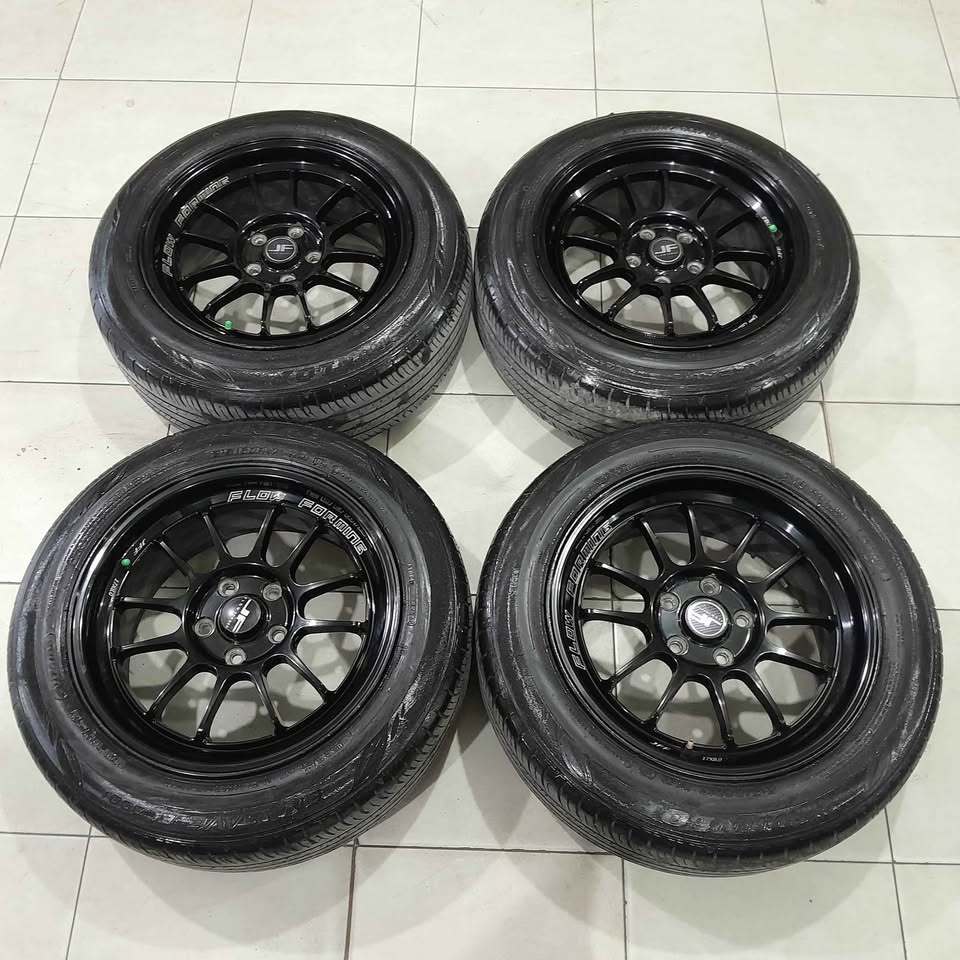 Velg Mobil Bekas Ring 17 Lubang Baut 5 JF FLOW R17X8 5X114,3 ET40 BAN 215 60 R17
