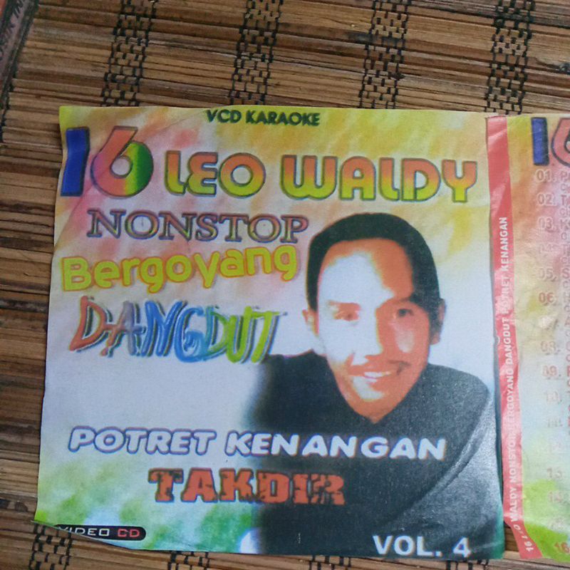 VCD LEO WALDY NONSTOP BERGOYANG DANGDUT KK0019