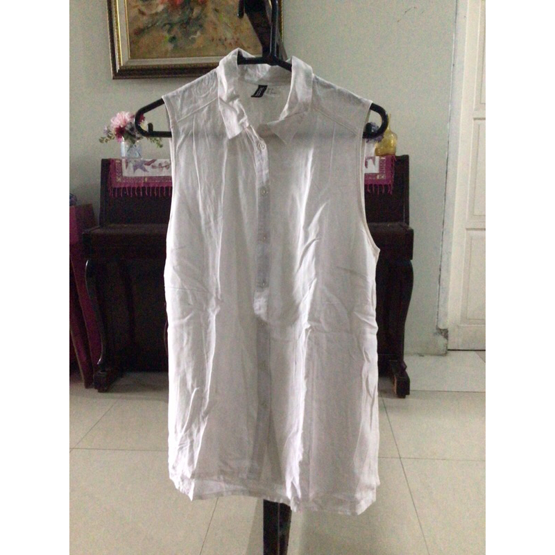 Preloved Blouse / Kemeja Putih Tanpa Lengan
