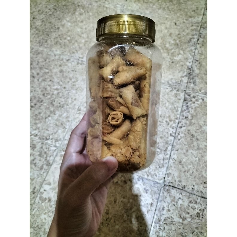 

cemilan sumpia enakkk poll