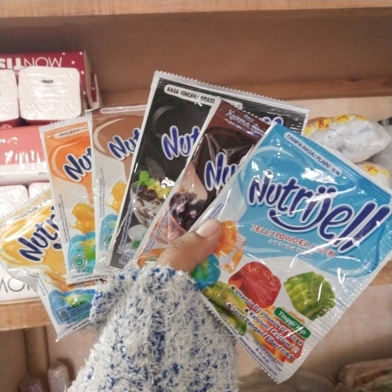 

Nutrijell 15gr ( coklat 30gr )
