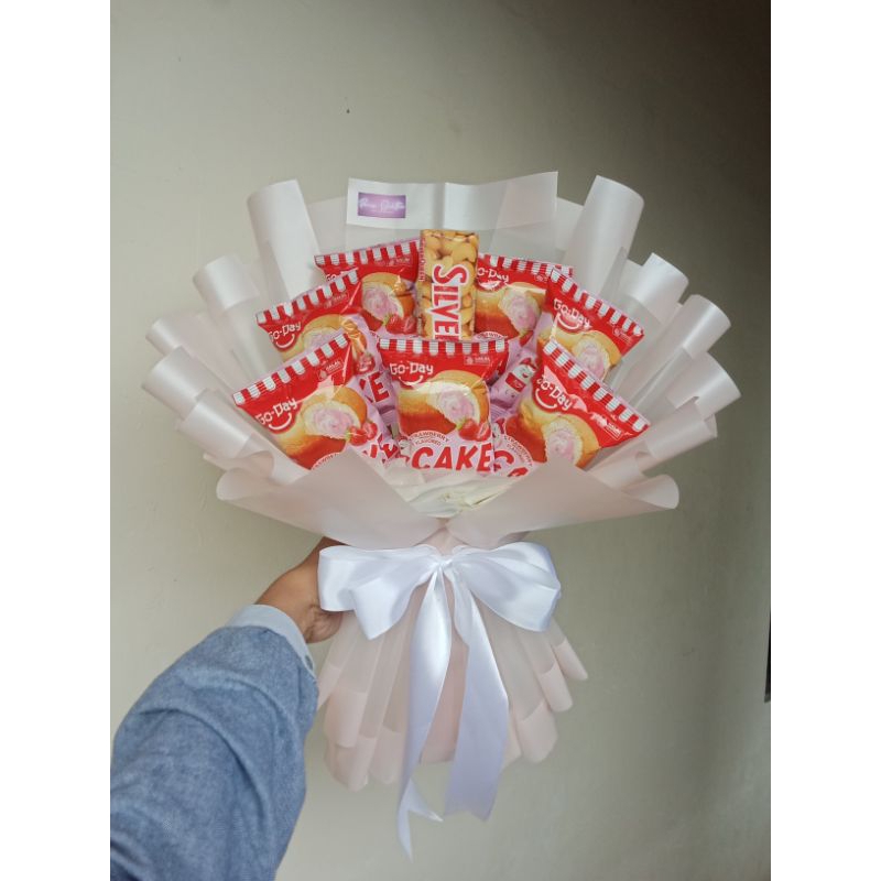 

Buket Silverqueen mix go-day cake strawberry