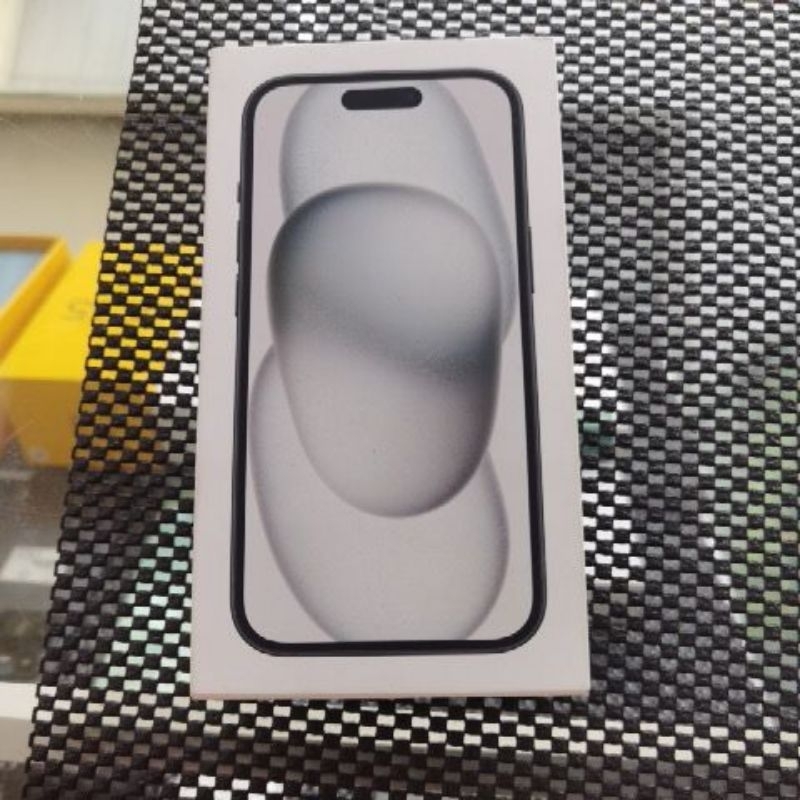 iphone 15 128 gb ib*x second bh 98% garansi on