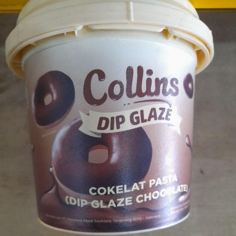 

nay baik-collins coklat