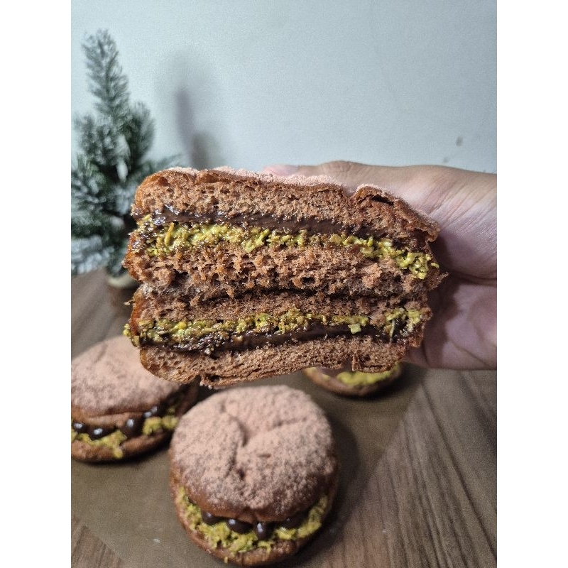 

DUBAI CHOCOLATE INSPIRED DONUT | D'CAKELICIOUS_DPS