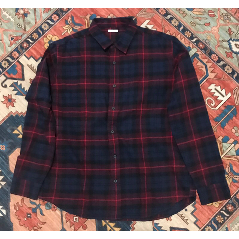 Flannel Uniqlo Veterano Navy Merah ( XL )