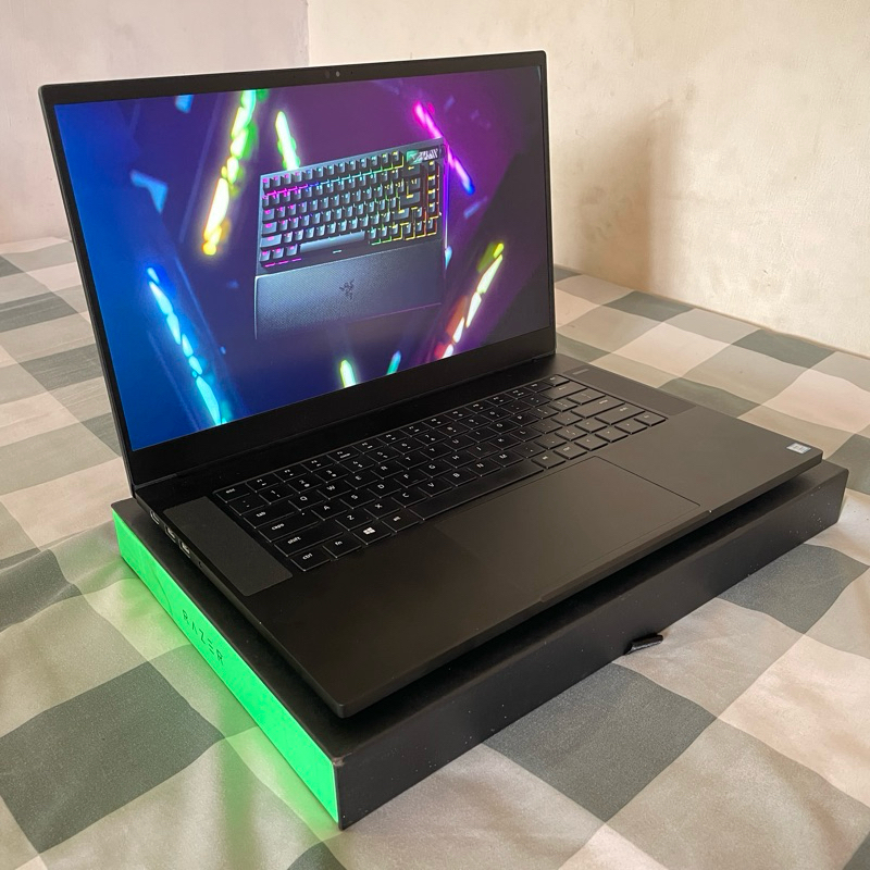 Gaming Laptop Razer Blade 15 Advanced RTX 2070 240hz