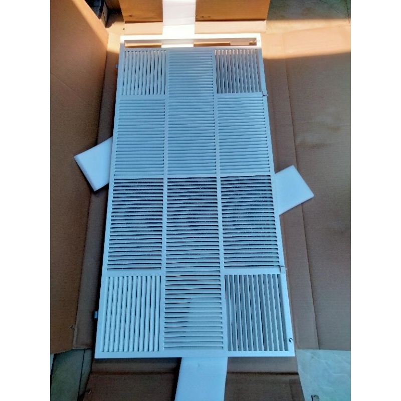 Pembersih Udara Elektronik Honeywell F57B Off-white 165x242x552mm