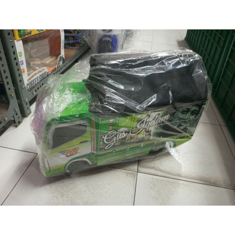Mainan anak Truk Oleng Kayu LED Besar