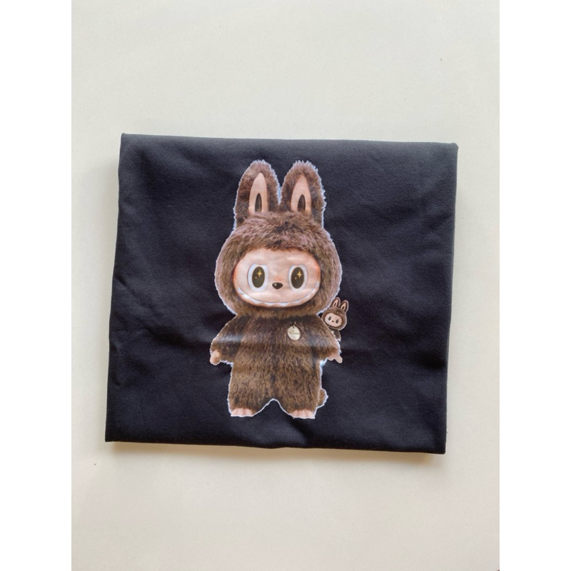 Baju kaos hitam gambar labubu ukuran XXL muat bb (58-68kg) dikirim dari Buleleng Singaraja