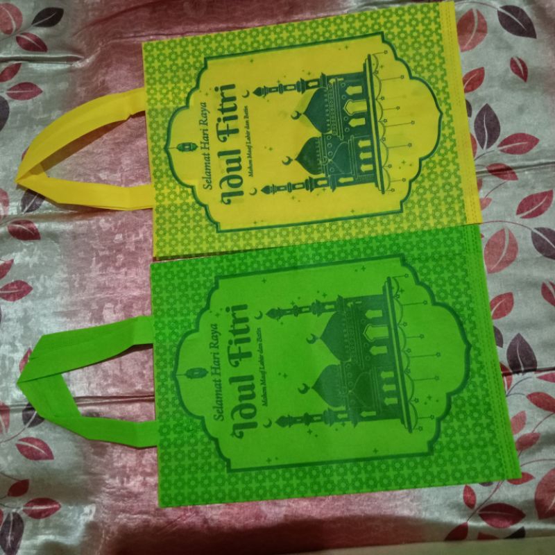 

TAS KAIN SPUNBOND IDUL FITRI 30 X 40 CM 30*40