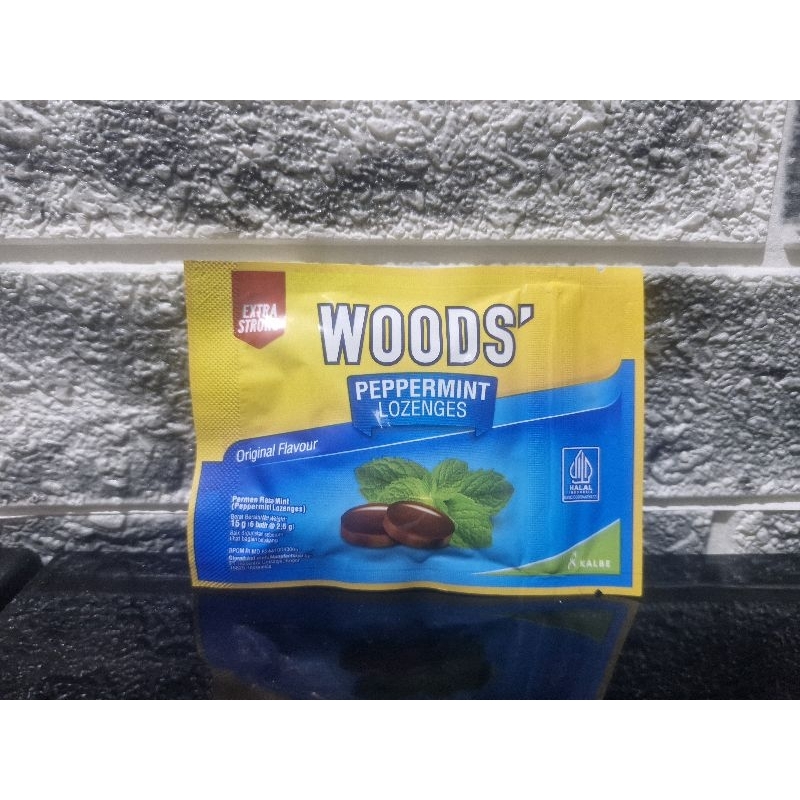 

WOODS PERMEN LOZENGES ORIGINAL PER SACHET - Melegakan Tenggorokan dan Meredakan Batuk