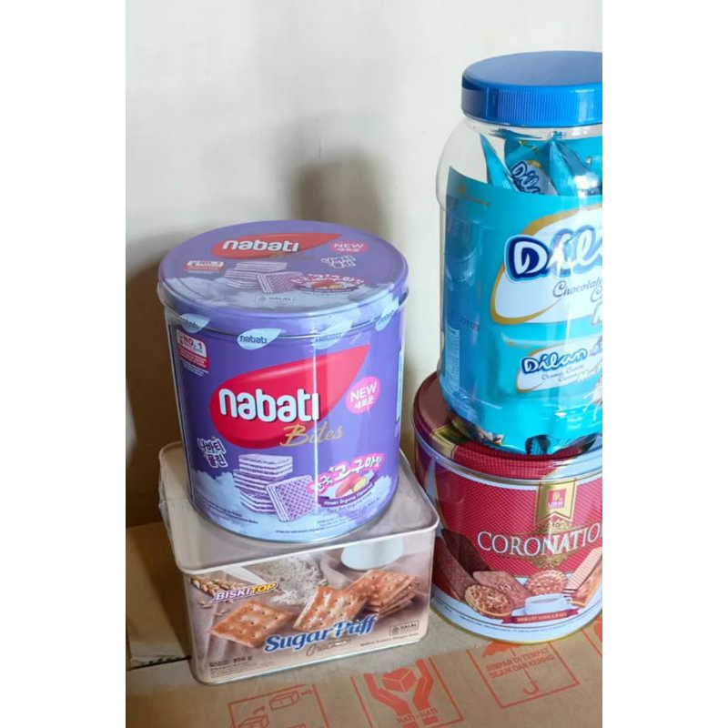 

paket lebaran isi 4 kaleng