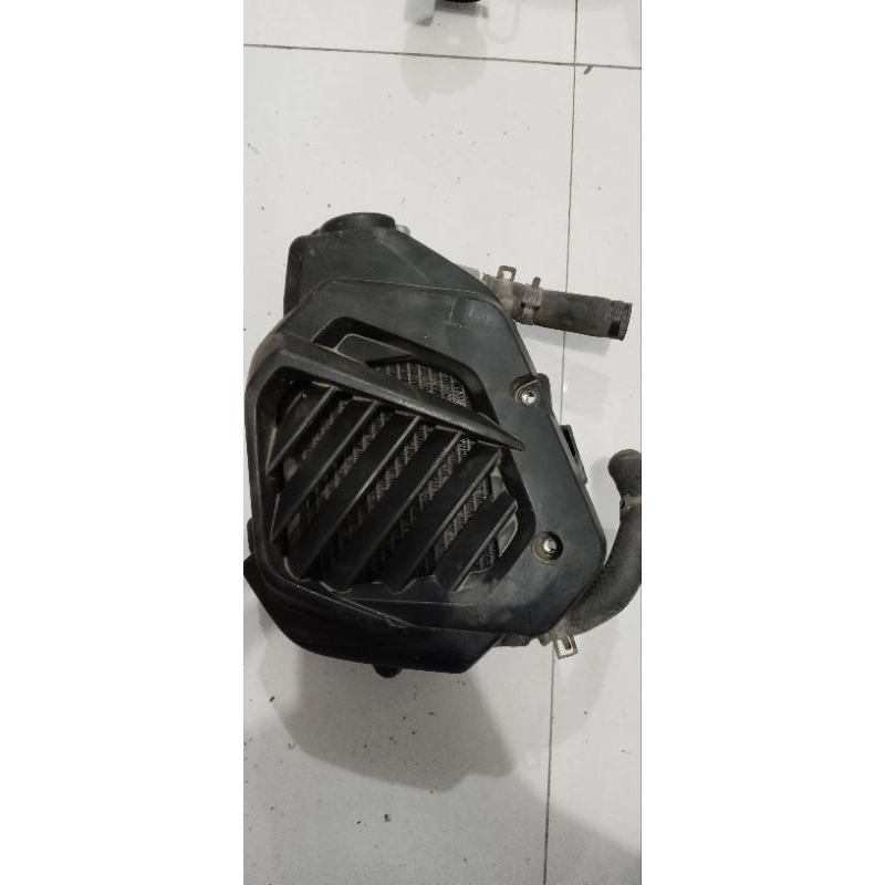 satu set radiator vario 125 old 125 led