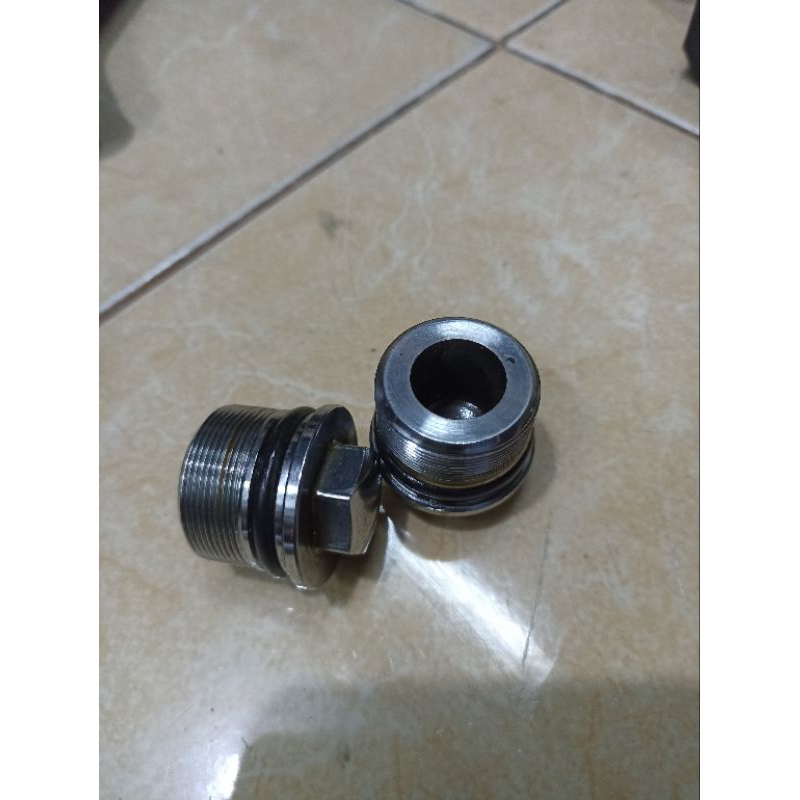 tutup shock baut as shock cbr cb 150r megapro k45a kpp K15