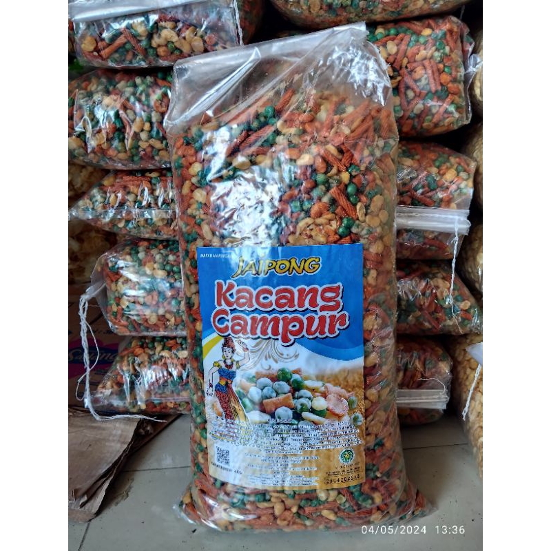 

Kacang Mix Kemasan 250gram Bisa (COD)