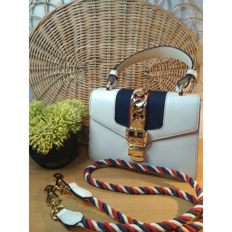 preloved gucci mini sylvie