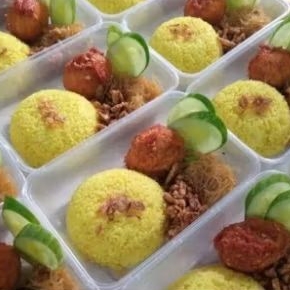 

NASI KUNING PAKET HEMAT B