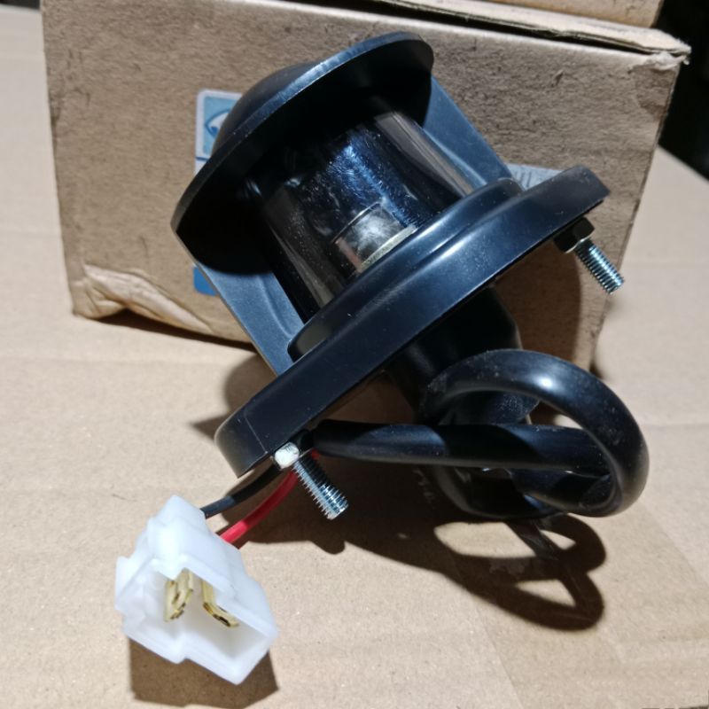 LAMPU PLAT NOMOR BELAKANG MITSUBISHI RAGASA 135ps (Kabin besar)