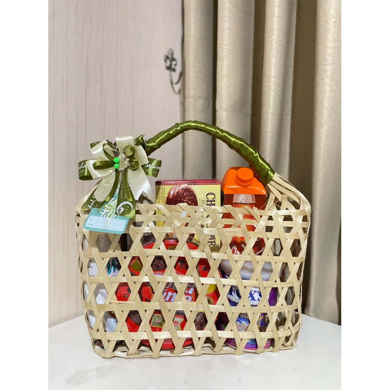 

PARCEL / HAMPERS SEMBAKO